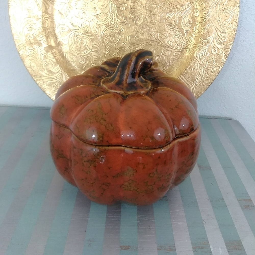 East West Distributing Co. Ceramic Glass Pumpkin Fall Decor Autumn Cookie Jar